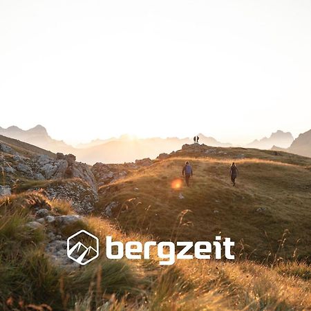 فيلا Diese Einfache Unterkunft- Bergheimat Ist Nur Fuer Backpacker- Rucksacktouristen Und Radfahrer - Huettenfeeling Im Backpackerhoues- Ganz Einfach - Ganz Unkompliziert - Ganz Relaxd Linthal المظهر الخارجي الصورة