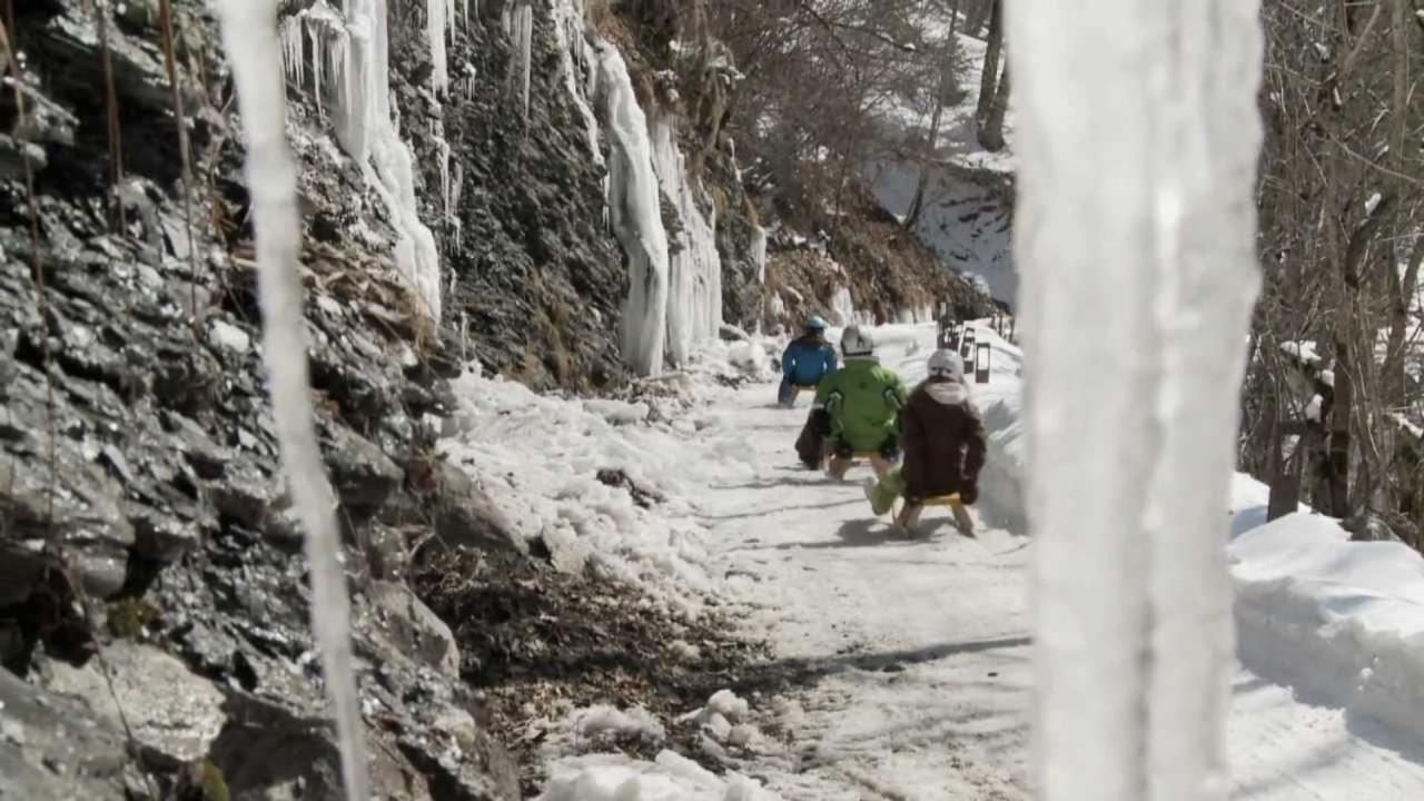فيلا Diese Einfache Unterkunft- Bergheimat Ist Nur Fuer Backpacker- Rucksacktouristen Und Radfahrer - Huettenfeeling Im Backpackerhoues- Ganz Einfach - Ganz Unkompliziert - Ganz Relaxd Linthal المظهر الخارجي الصورة