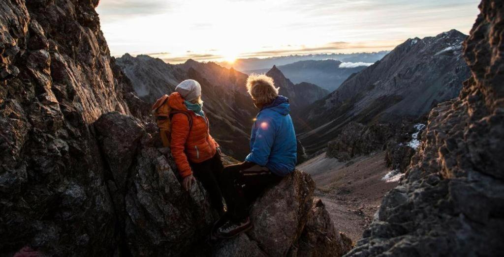 فيلا Diese Einfache Unterkunft- Bergheimat Ist Nur Fuer Backpacker- Rucksacktouristen Und Radfahrer - Huettenfeeling Im Backpackerhoues- Ganz Einfach - Ganz Unkompliziert - Ganz Relaxd Linthal المظهر الخارجي الصورة